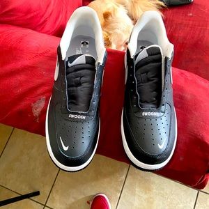 Brand new nike air swoosh